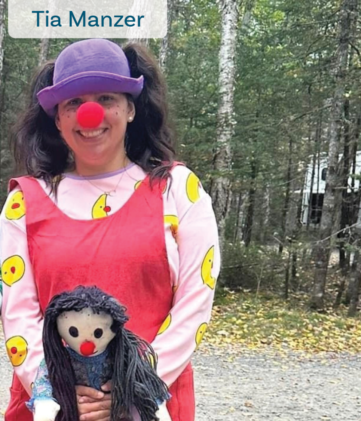 Tia Manzer