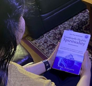 Mennie Alba, RN Mennie Alba, RN